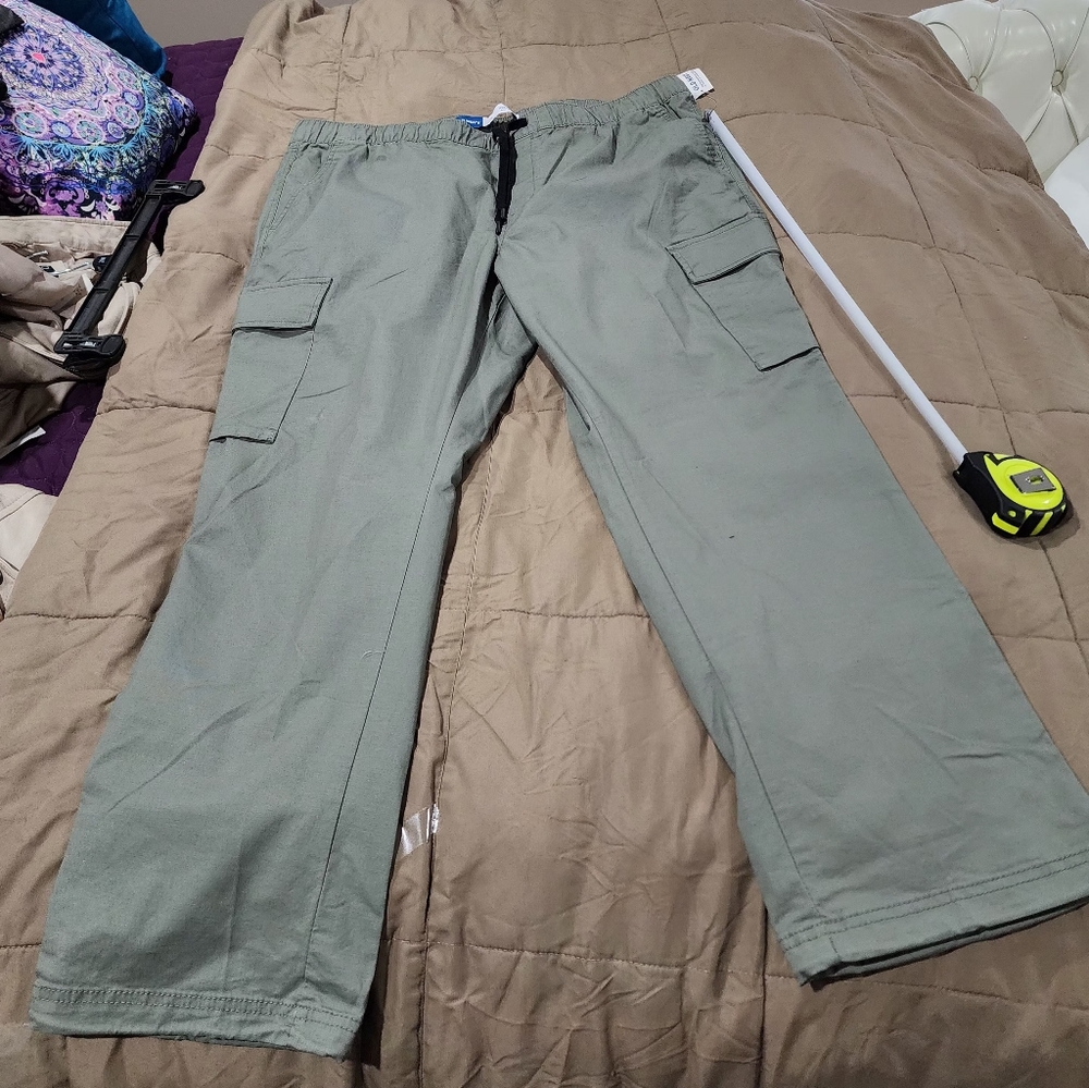 NWT Old Navy Ultimate Tech Pull-On Cargo Pants Men's Size XL(Green) - Picture 3 of 11